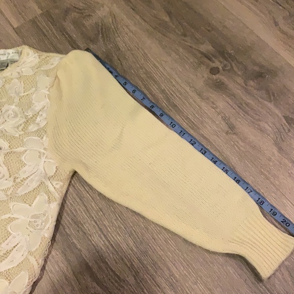 💕BOGO💕James St. John vintage floral lace sweater - Picture 6 of 11